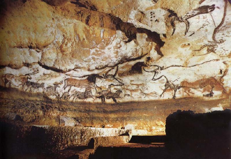 unknow artist The-large Hall in the cave of Lascaux France oil painting image